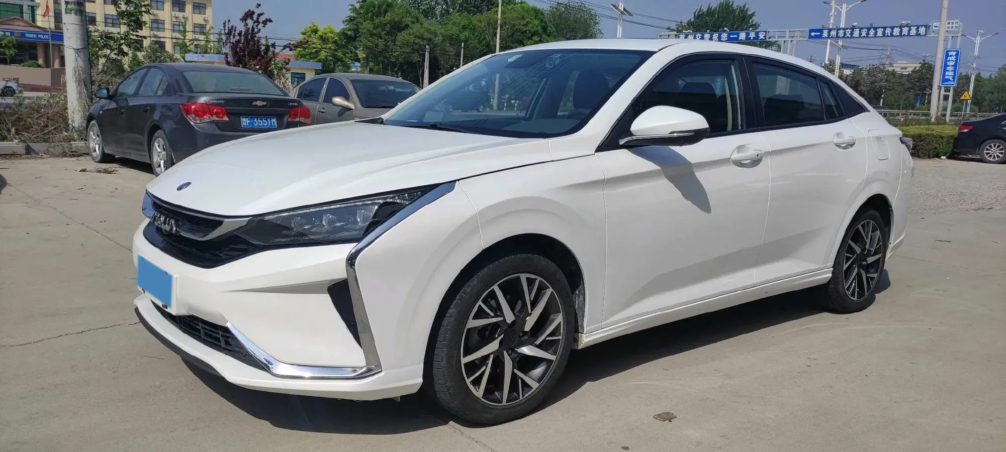 2020 DongFeng Aeolus YiXuan 1.5T 150HP L4 6DCT,autocango,china used car exporter,china ev exporter,chinese used car exporter,chinese used ev exporter