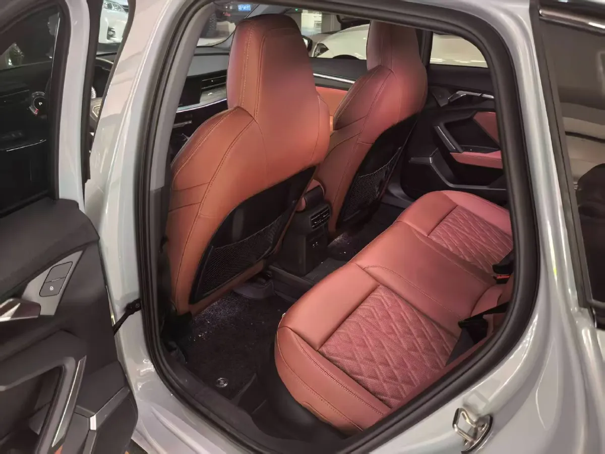 2025 Audi A3 1.5T 160HP L4 7DCT,autocango,china used car exporter,china ev exporter,chinese used car exporter,chinese used ev exporter