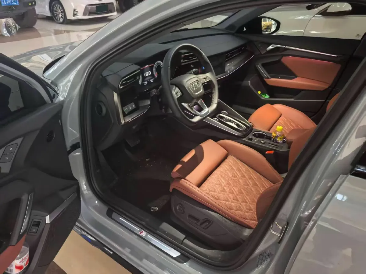 2025 Audi A3 1.5T 160HP L4 7DCT,autocango,china used car exporter,china ev exporter,chinese used car exporter,chinese used ev exporter