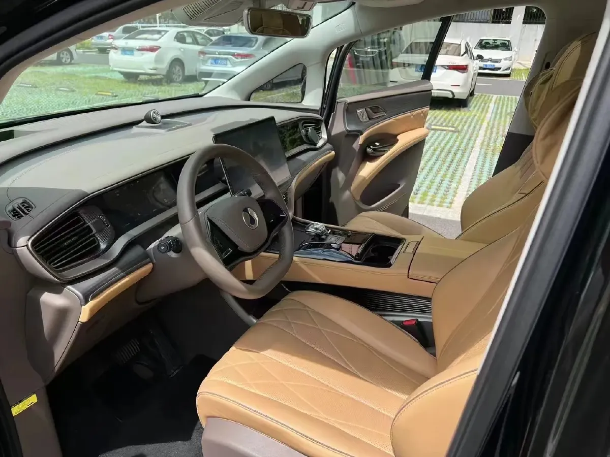 2024 Denza D9 1.5T 139HP L4 E-CVT PHEV 40KWH,autocango,china used car exporter,china ev exporter,chinese used car exporter,chinese used ev exporter