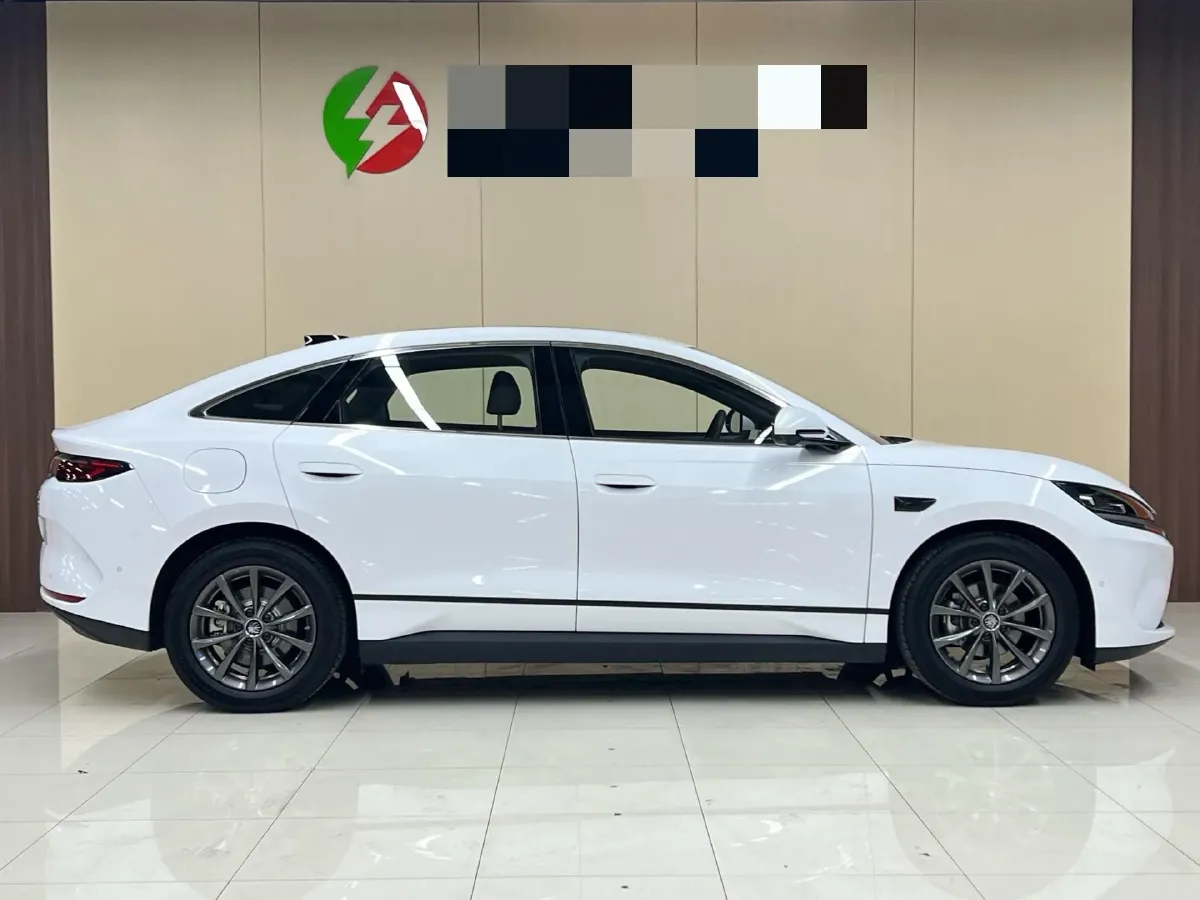 2025 BYD QinL BEV,autocango,china used car exporter,china ev exporter,chinese used car exporter,chinese used ev exporter