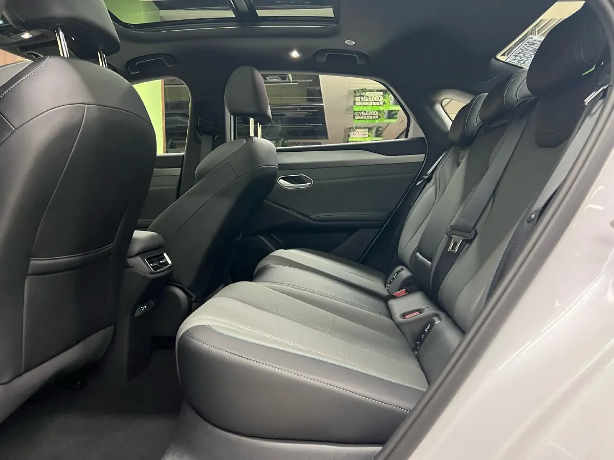 2025 BYD QinL BEV,autocango,china used car exporter,china ev exporter,chinese used car exporter,chinese used ev exporter