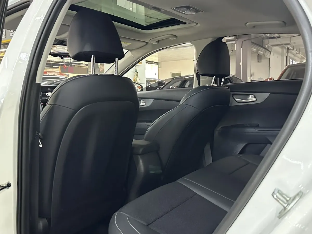 2021 Kia K3 1.5L 115HP L4 CVT,autocango,china used car exporter,china ev exporter,chinese used car exporter,chinese used ev exporter