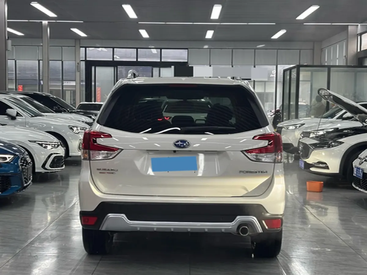 2022 Subaru Forester 2.0L 154HP H4 CVT,autocango,china used car exporter,china ev exporter,chinese used car exporter,chinese used ev exporter