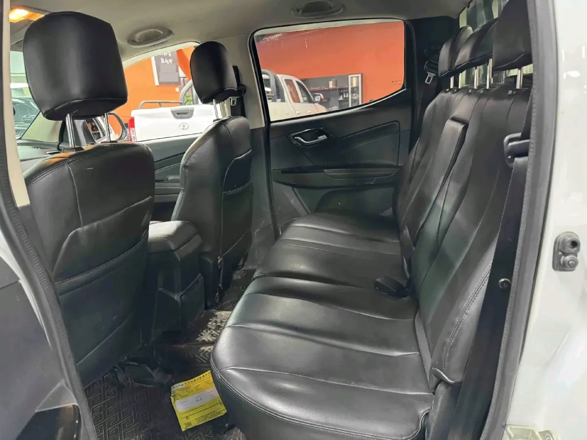 2020 Isuzu LingTuo 2.5T 150HP L4 6MT,autocango,china used car exporter,china ev exporter,chinese used car exporter,chinese used ev exporter