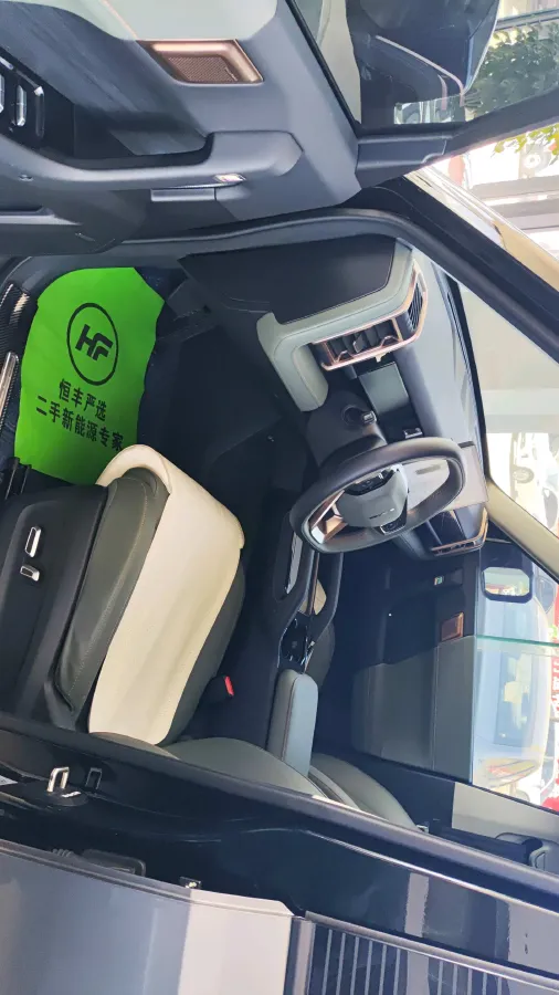 2024 iCAR iCAR 03 BEV 50.63KWH,autocango,china used car exporter,china ev exporter,chinese used car exporter,chinese used ev exporter