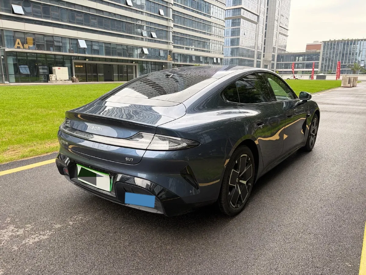 2024 MI SU7 BEV 73.6KWH,autocango,china used car exporter,china ev exporter,chinese used car exporter,chinese used ev exporter