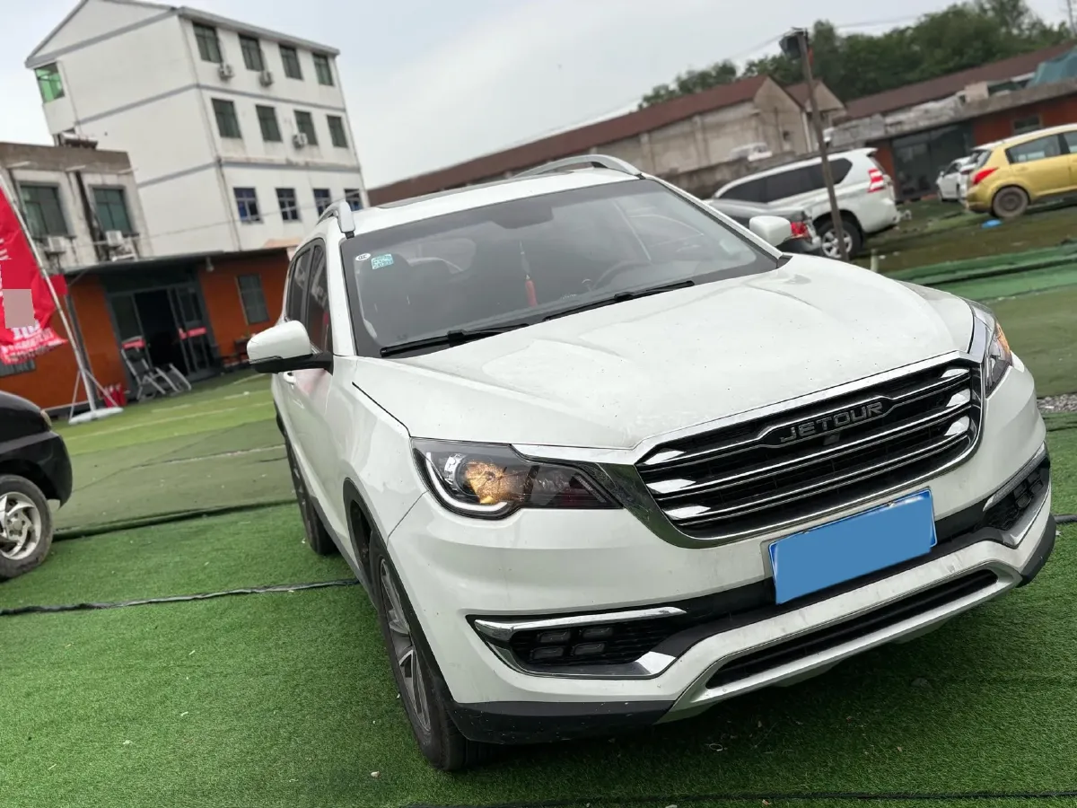2018 Jetour X70 1.5T 147HP L4 5MT,autocango,china used car exporter,china ev exporter,chinese used car exporter,chinese used ev exporter
