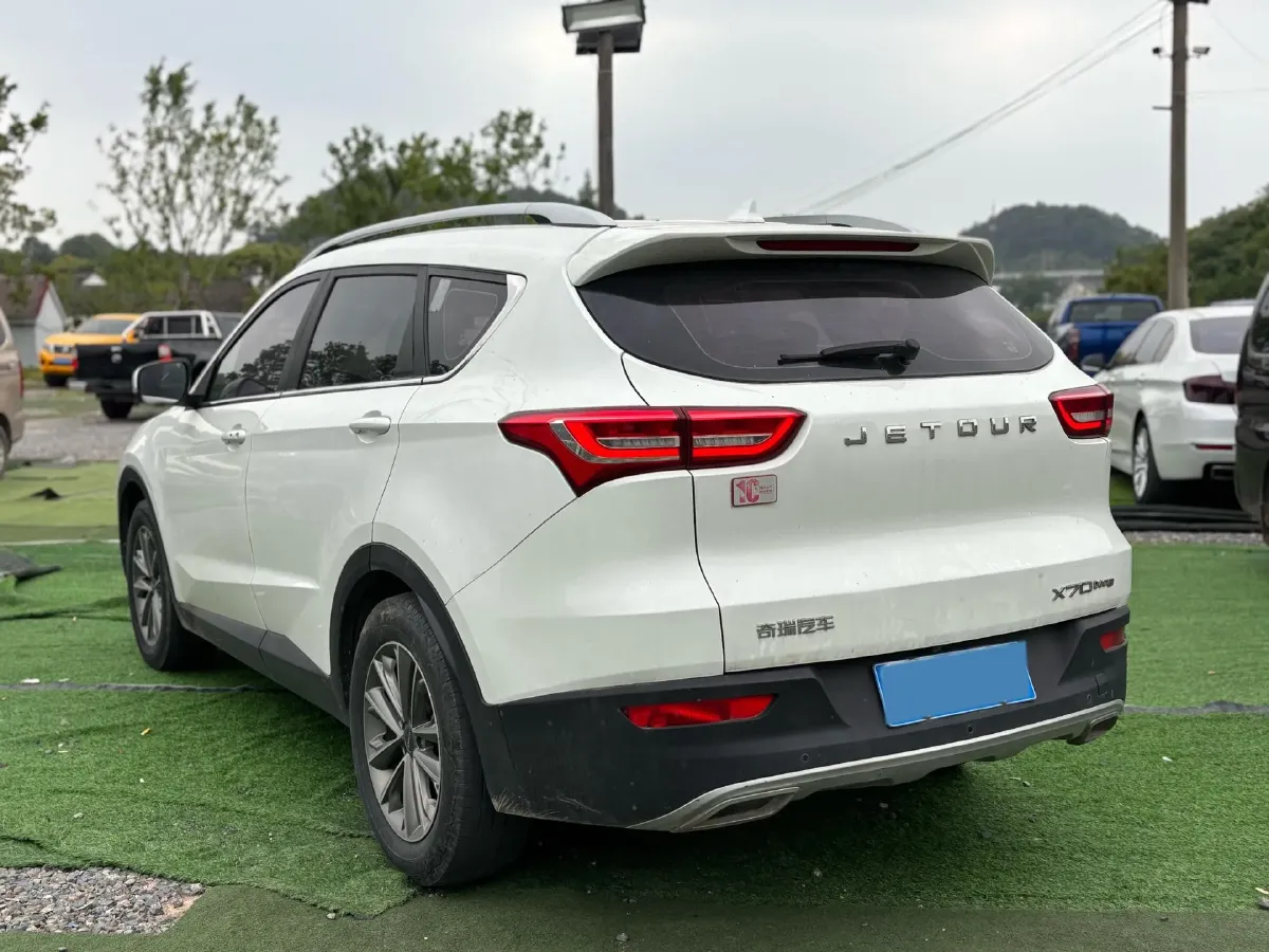 2018 Jetour X70 1.5T 147HP L4 5MT,autocango,china used car exporter,china ev exporter,chinese used car exporter,chinese used ev exporter