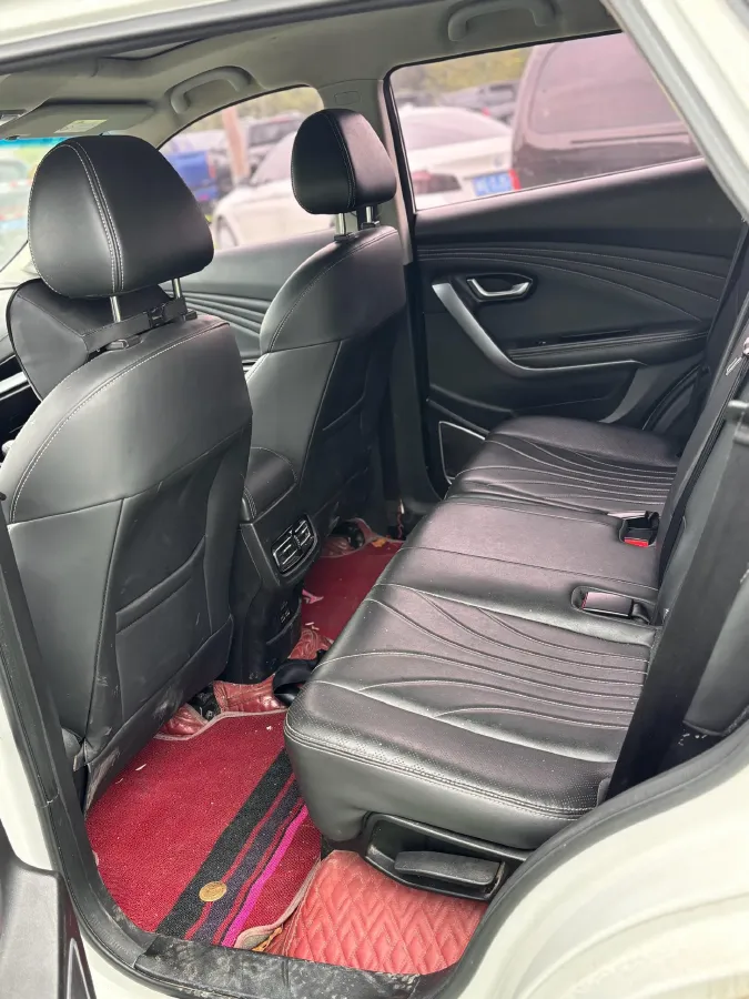 2018 Jetour X70 1.5T 147HP L4 5MT,autocango,china used car exporter,china ev exporter,chinese used car exporter,chinese used ev exporter