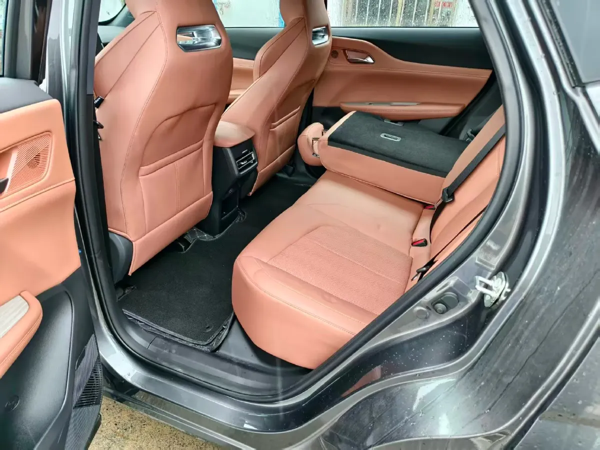 2025 ChangAn UNI-Z 1.5L 98HP L4 E-CVT PHEV,autocango,china used car exporter,china ev exporter,chinese used car exporter,chinese used ev exporter