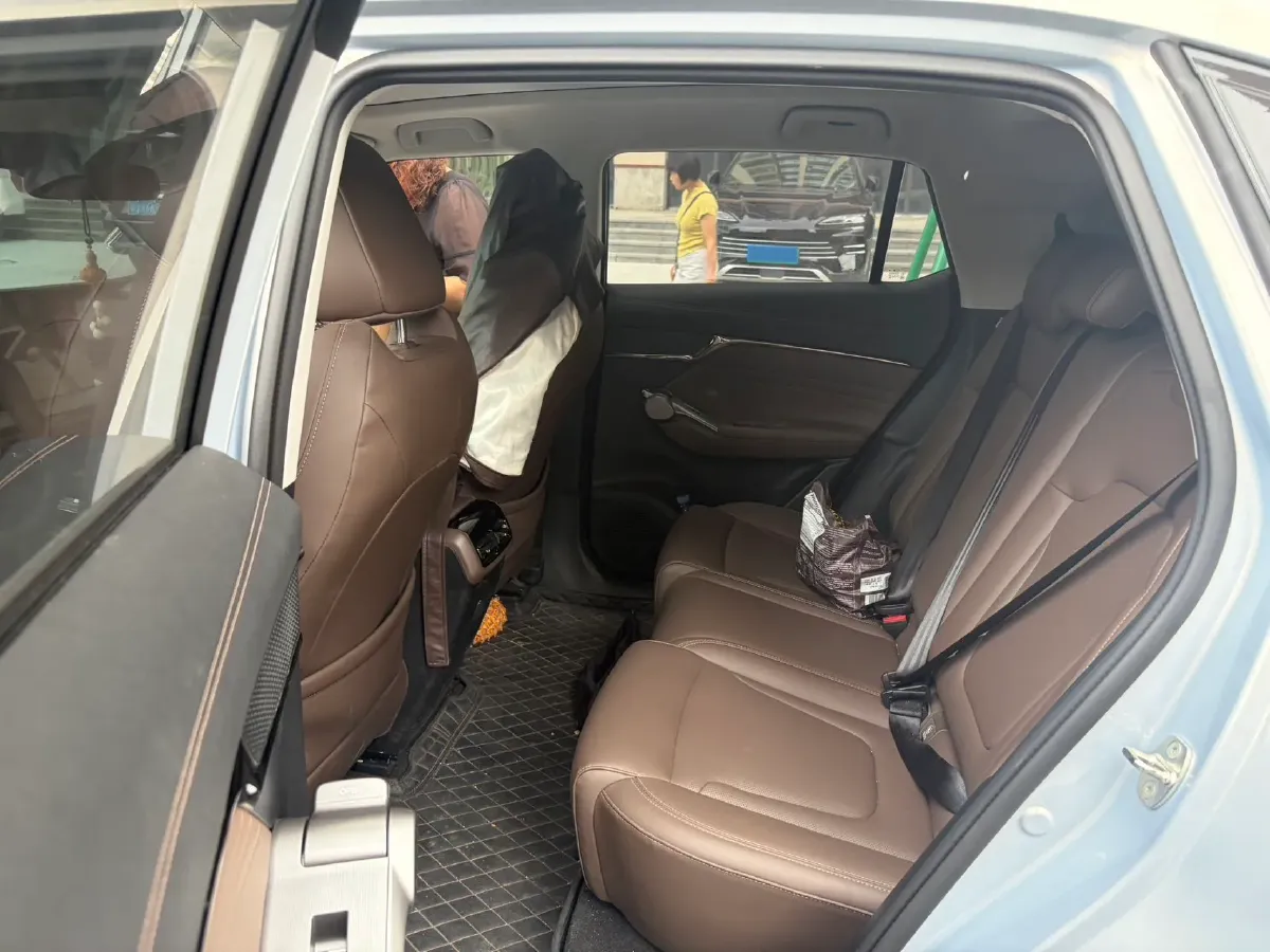 2024 GAC Trumpchi GS4 1.5T 177HP L4 7DCT,autocango,china used car exporter,china ev exporter,chinese used car exporter,chinese used ev exporter