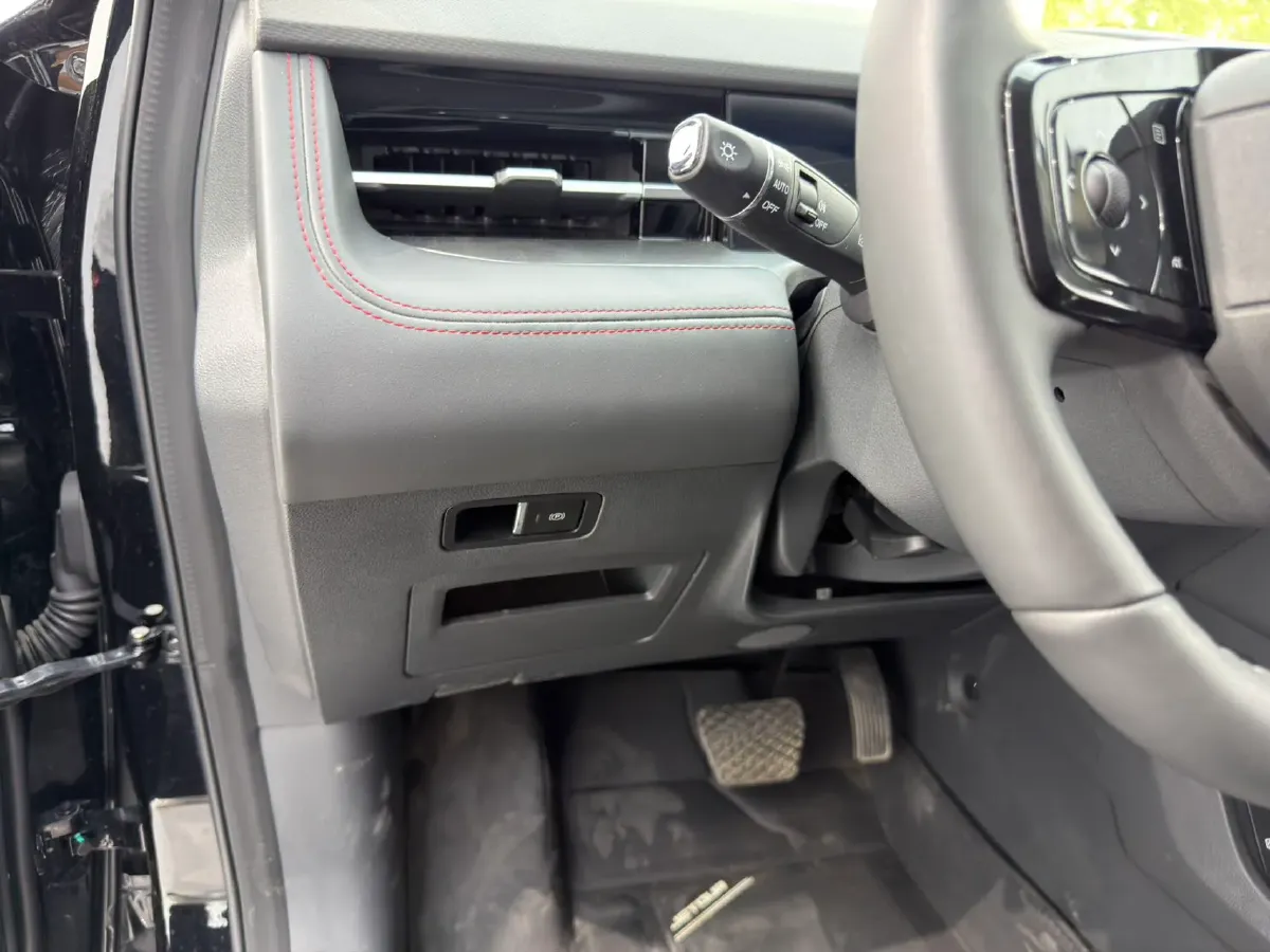 2025 Jetour DASHING 1.5T 184HP L4 7DCT,autocango,china used car exporter,china ev exporter,chinese used car exporter,chinese used ev exporter