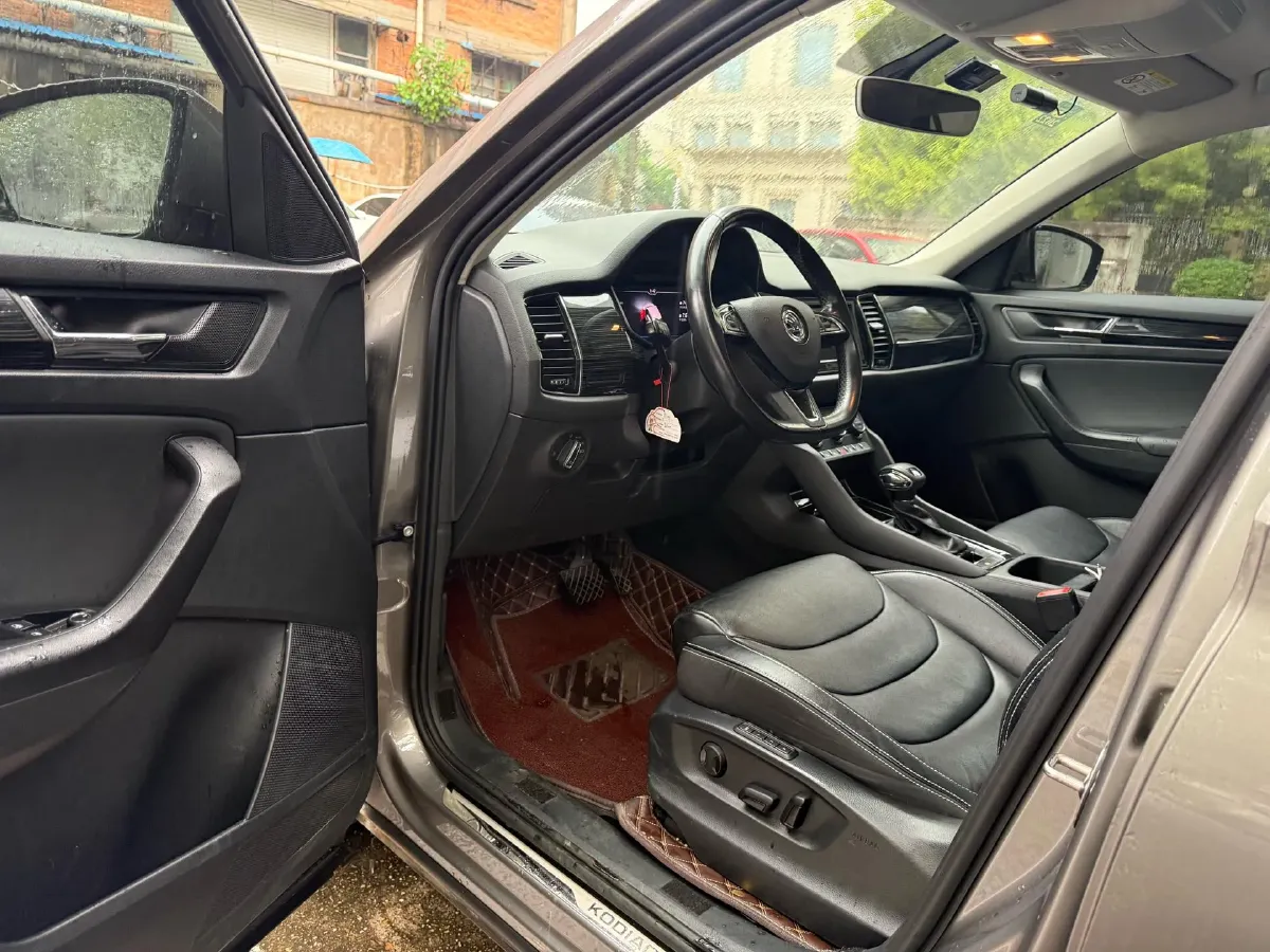 2019 Chevrolet Equinox 2.0T 260HP L4 9AT,autocango,china used car exporter,china ev exporter,chinese used car exporter,chinese used ev exporter
