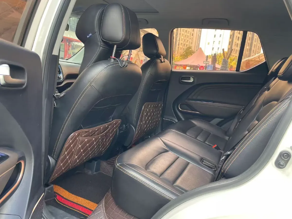 2017 GAC Trumpchi GS3 1.3T 137HP L4 6AT,autocango,china used car exporter,china ev exporter,chinese used car exporter,chinese used ev exporter