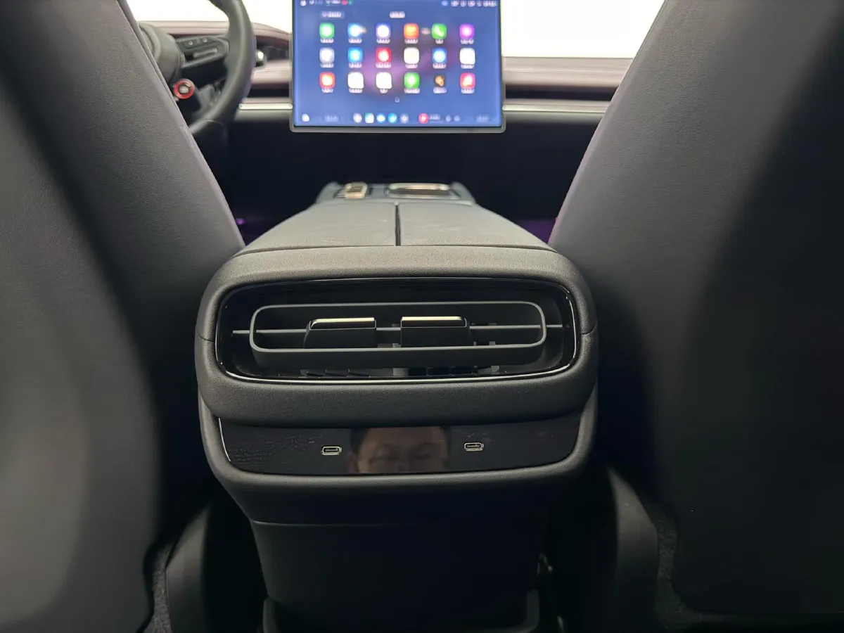 2024 MI SU7 BEV 101KWH,autocango,china used car exporter,china ev exporter,chinese used car exporter,chinese used ev exporter