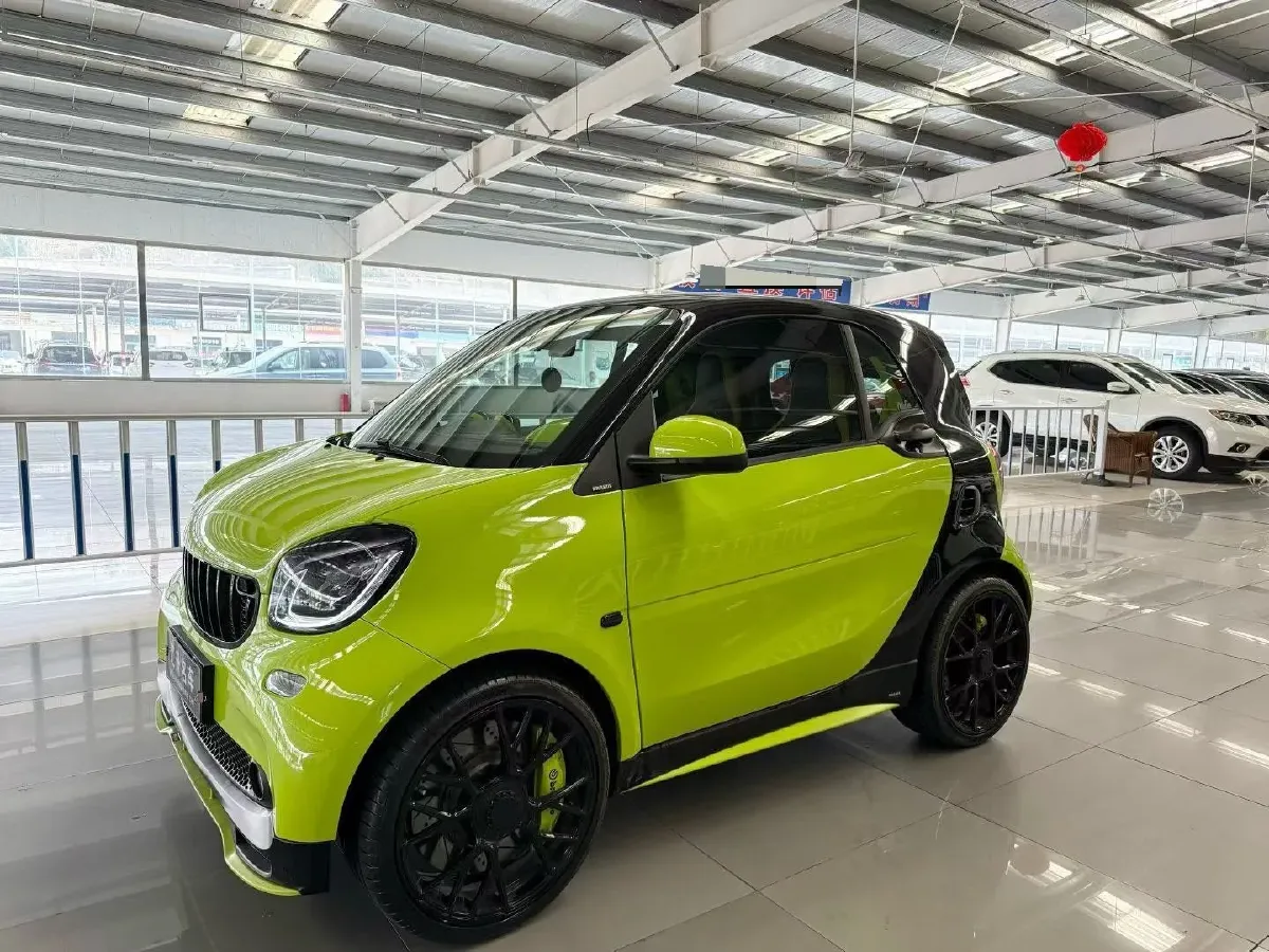 2018 Smart smart fortwo 0.9T 90HP L3 6DCT,autocango,china used car exporter,china ev exporter,chinese used car exporter,chinese used ev exporter