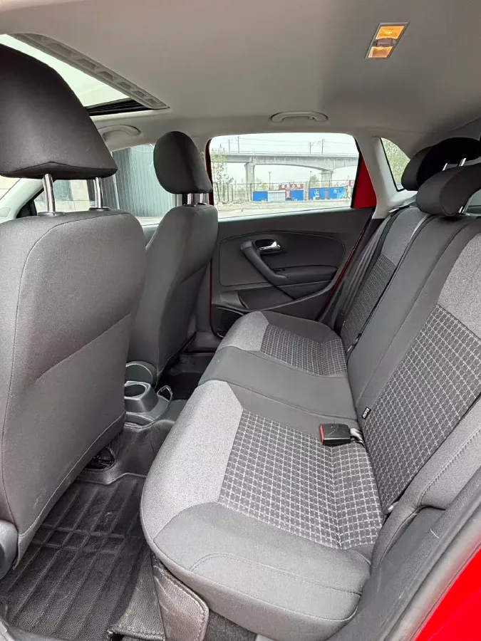 2016 Volkswagen Polo 1.6L 110HP L4 6AT,autocango,china used car exporter,china ev exporter,chinese used car exporter,chinese used ev exporter