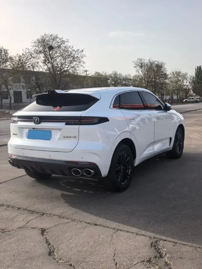 2021 ChangAn UNI-K 2.0T 233HP L4 8AT,autocango,china used car exporter,china ev exporter,chinese used car exporter,chinese used ev exporter