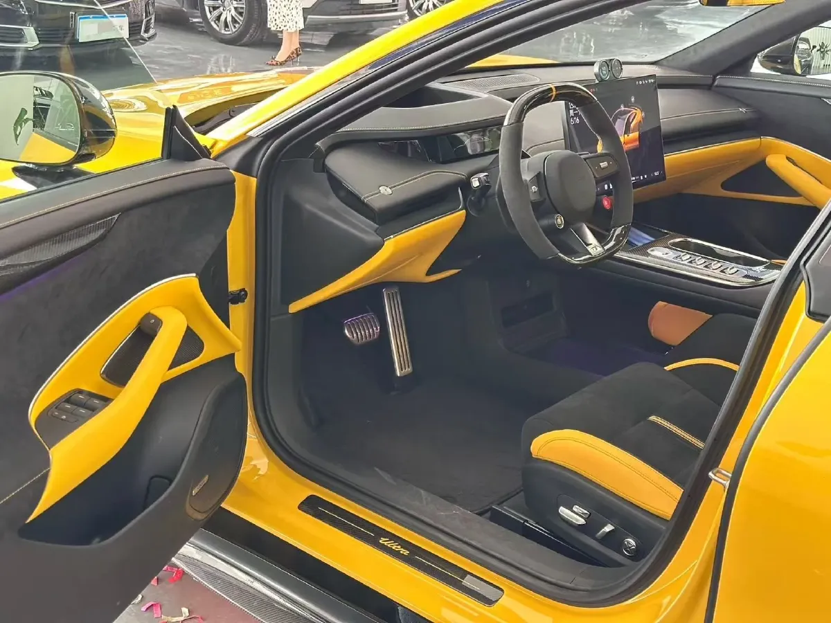 2025 MI SU7 Ultra BEV 93.7KWH,autocango,china used car exporter,china ev exporter,chinese used car exporter,chinese used ev exporter