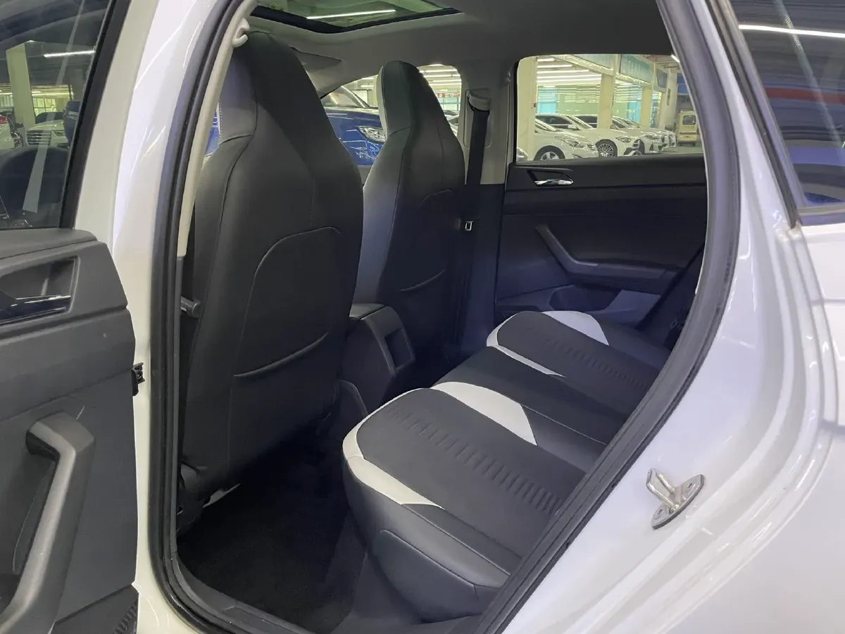 2019 Volkswagen Polo 1.5L 113HP L4 6AT,autocango,china used car exporter,china ev exporter,chinese used car exporter,chinese used ev exporter