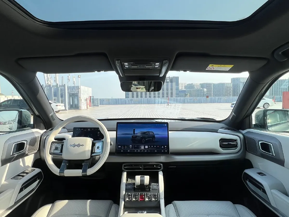 2025 FangChengBao Tai 3 BEV,autocango,china used car exporter,china ev exporter,chinese used car exporter,chinese used ev exporter