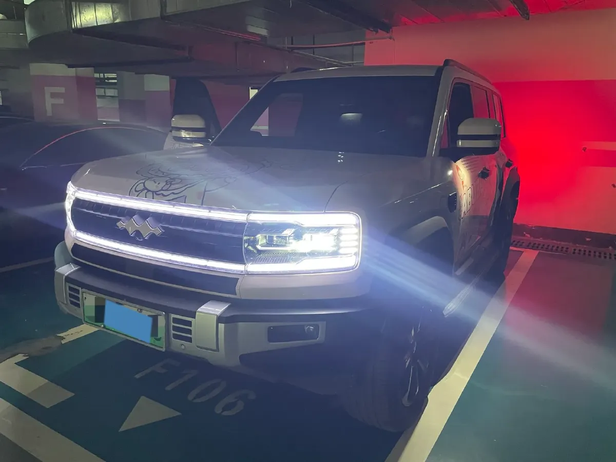 2023 FangChengBao Bao 5 1.5T 194HP L4 E-CVT PHEV 31.8KWH,autocango,china used car exporter,china ev exporter,chinese used car exporter,chinese used ev exporter