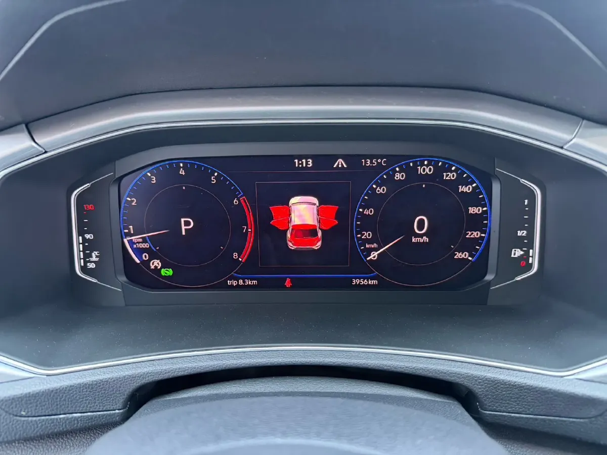 2021 Volkswagen T-Roc 1.4T 150HP L4 7DCT,autocango,china used car exporter,china ev exporter,chinese used car exporter,chinese used ev exporter