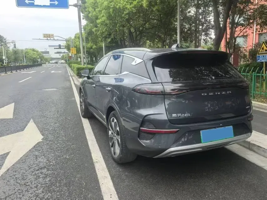 2023 Denza N8 1.5T 139HP L4 E-CVT PHEV 45.8KWH,autocango,china used car exporter,china ev exporter,chinese used car exporter,chinese used ev exporter
