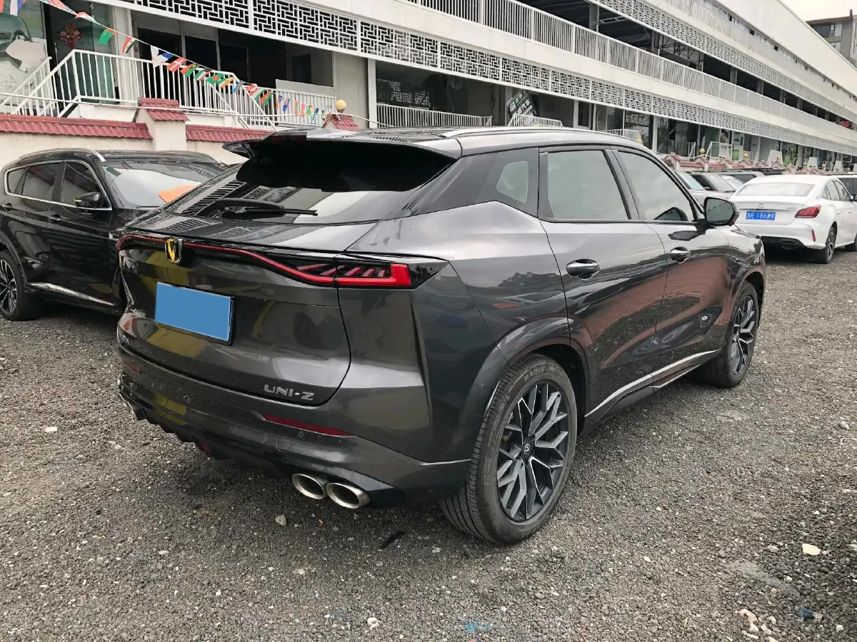 2025 ChangAn UNI-Z 1.5T 188HP L4 7DCT,autocango,china used car exporter,china ev exporter,chinese used car exporter,chinese used ev exporter
