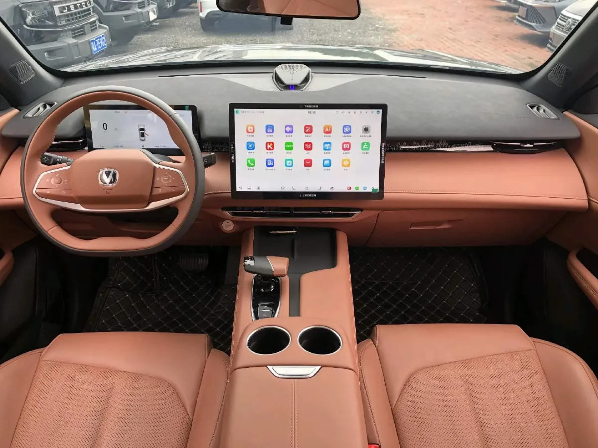 2025 ChangAn UNI-Z 1.5T 188HP L4 7DCT,autocango,china used car exporter,china ev exporter,chinese used car exporter,chinese used ev exporter