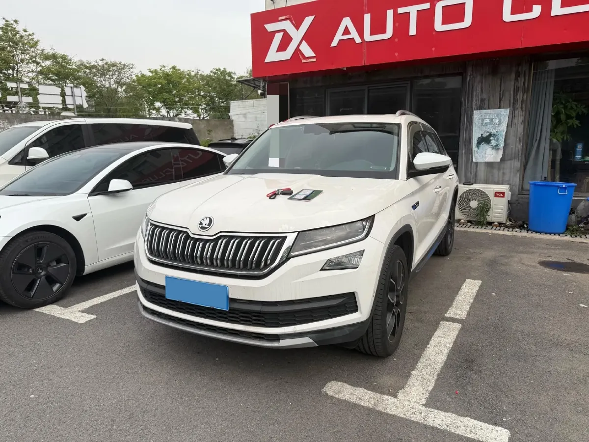 2019 Chevrolet Equinox 2.0T 260HP L4 9AT,autocango,china used car exporter,china ev exporter,chinese used car exporter,chinese used ev exporter