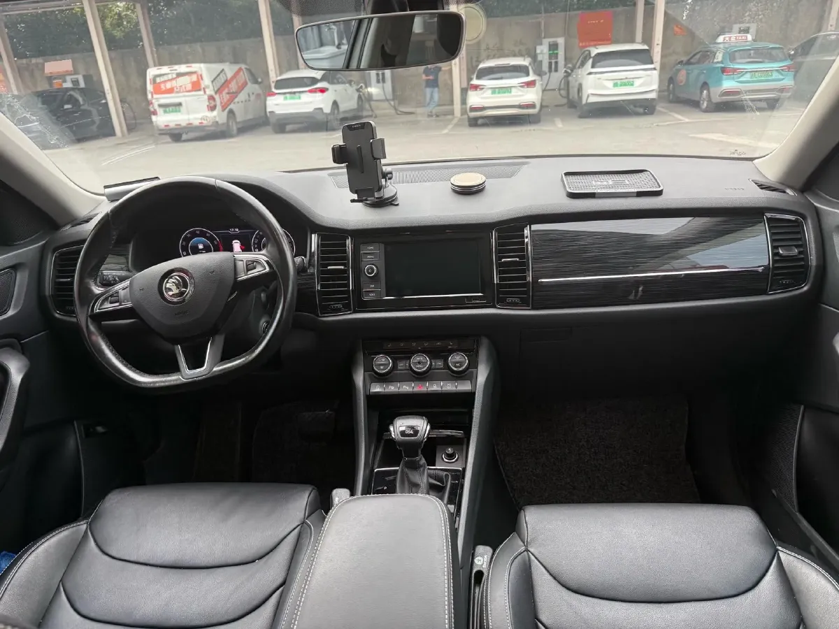 2019 Chevrolet Equinox 2.0T 260HP L4 9AT,autocango,china used car exporter,china ev exporter,chinese used car exporter,chinese used ev exporter