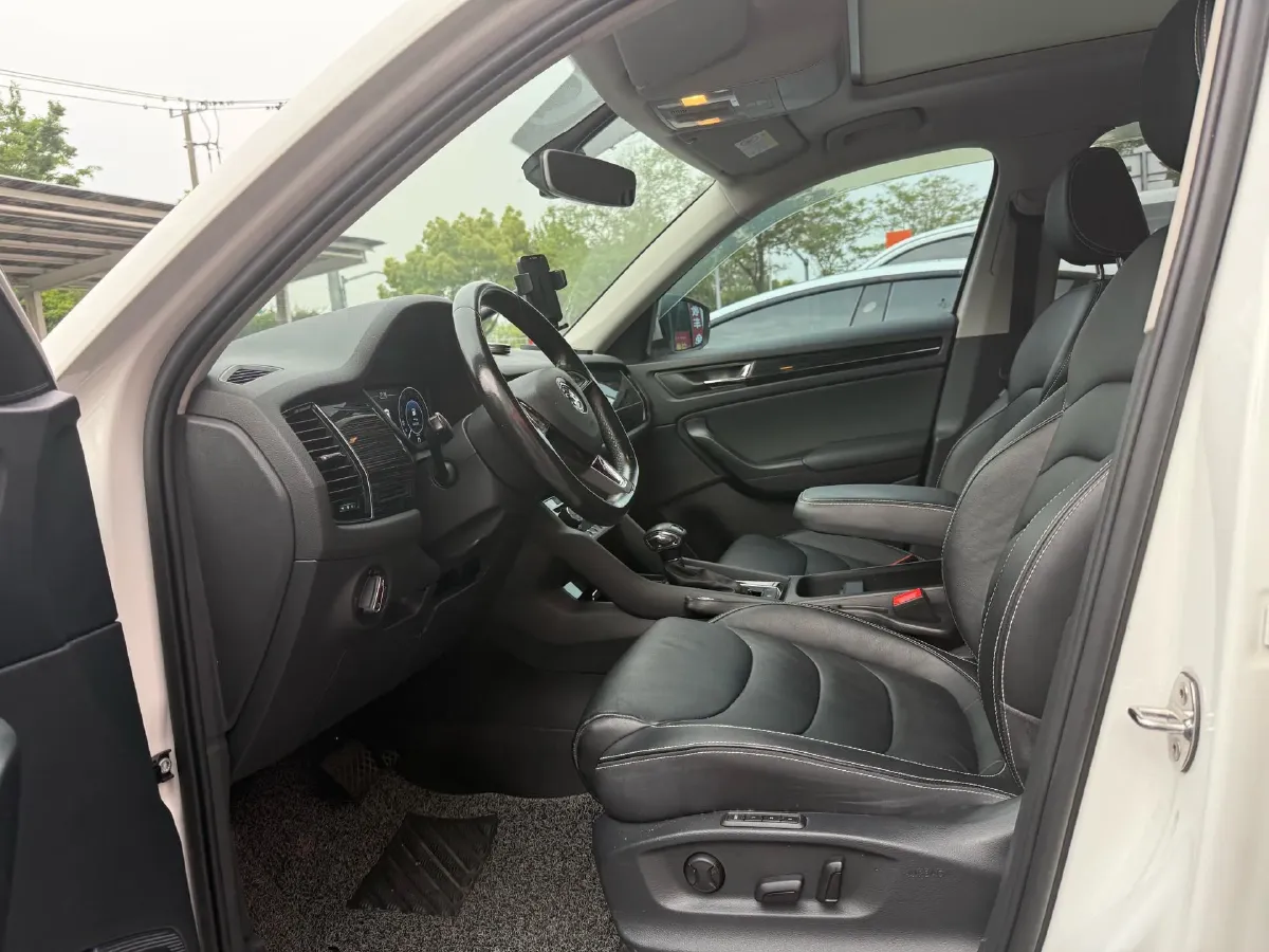 2019 Chevrolet Equinox 2.0T 260HP L4 9AT,autocango,china used car exporter,china ev exporter,chinese used car exporter,chinese used ev exporter