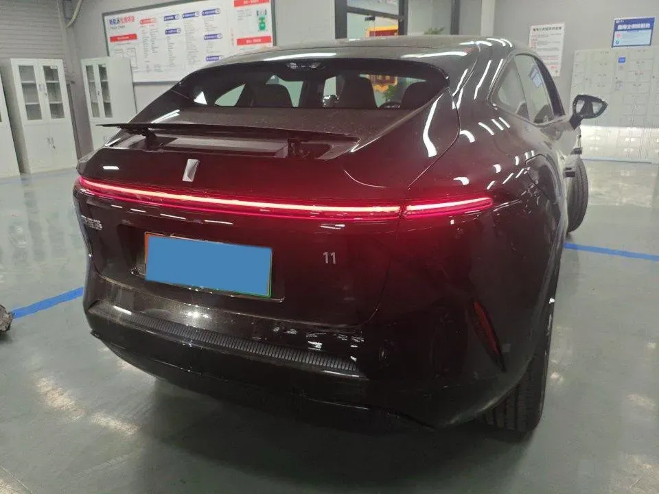 2025 Avatr 11 1.5T 156HP L4 REEV,autocango,china used car exporter,china ev exporter,chinese used car exporter,chinese used ev exporter