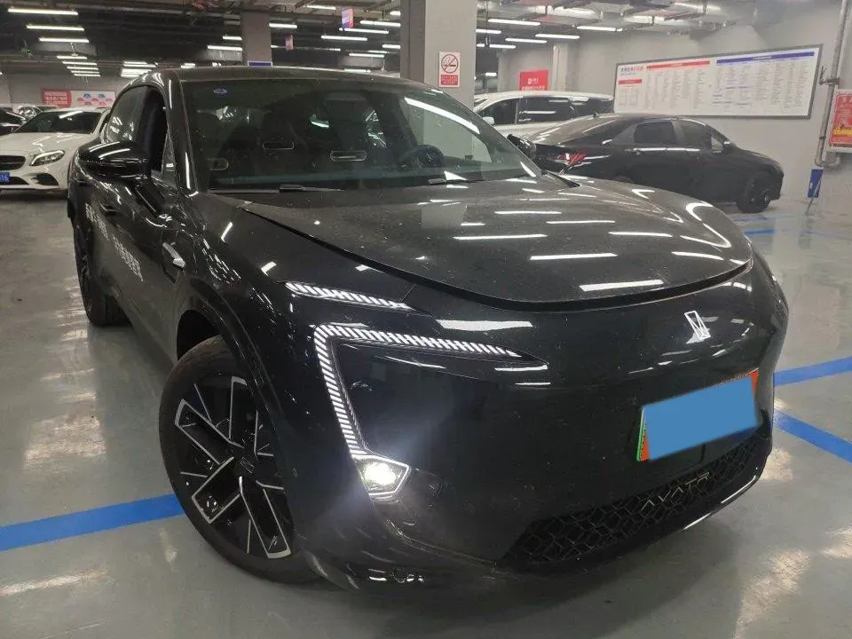 2025 Avatr 11 1.5T 156HP L4 REEV,autocango,china used car exporter,china ev exporter,chinese used car exporter,chinese used ev exporter
