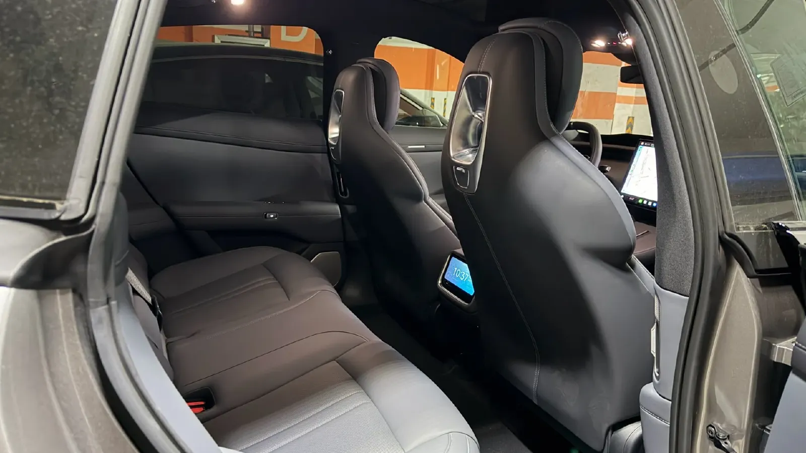 2025 MI YU7 BEV 96.3KWH,autocango,china used car exporter,china ev exporter,chinese used car exporter,chinese used ev exporter