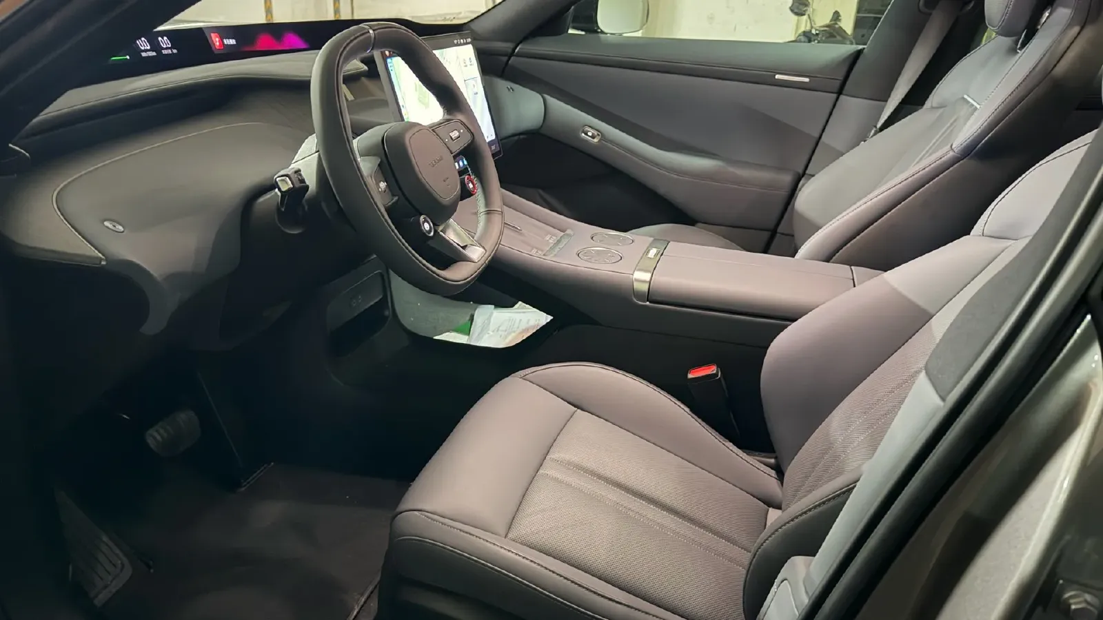 2025 MI YU7 BEV 96.3KWH,autocango,china used car exporter,china ev exporter,chinese used car exporter,chinese used ev exporter