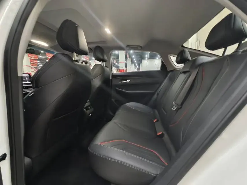 2022 Geely Binray 1.5T 181HP L4 7DCT,autocango,china used car exporter,china ev exporter,chinese used car exporter,chinese used ev exporter