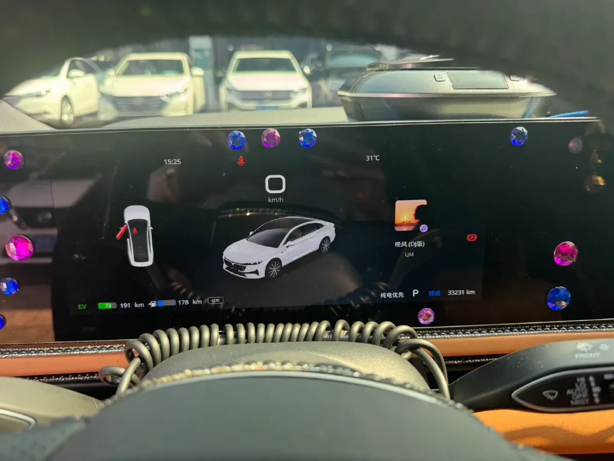 2024 Voyah ZhuiGuang 1.5T 136HP L4 PHEV 43KWH,autocango,china used car exporter,china ev exporter,chinese used car exporter,chinese used ev exporter