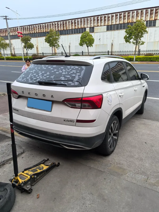 2021 Skoda Kamiq 1.5L 112HP L4 6AT,autocango,china used car exporter,china ev exporter,chinese used car exporter,chinese used ev exporter