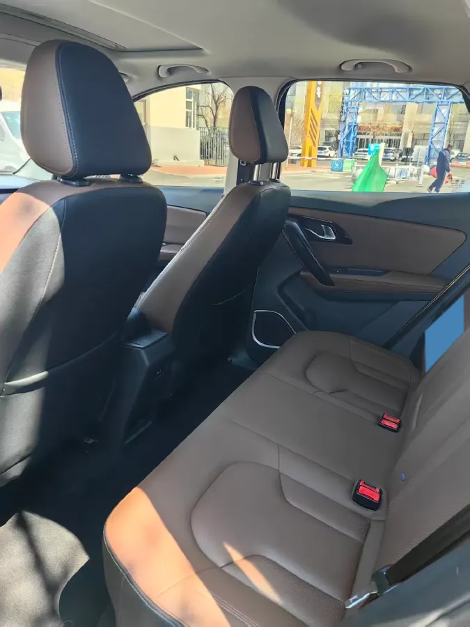 2017 FAW Senia R7 1.6L 116HP L4 6AT,autocango,china used car exporter,china ev exporter,chinese used car exporter,chinese used ev exporter