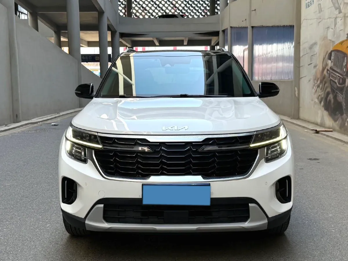 2023 Kia Seltos 1.5L 115HP L4 CVT,autocango,china used car exporter,china ev exporter,chinese used car exporter,chinese used ev exporter