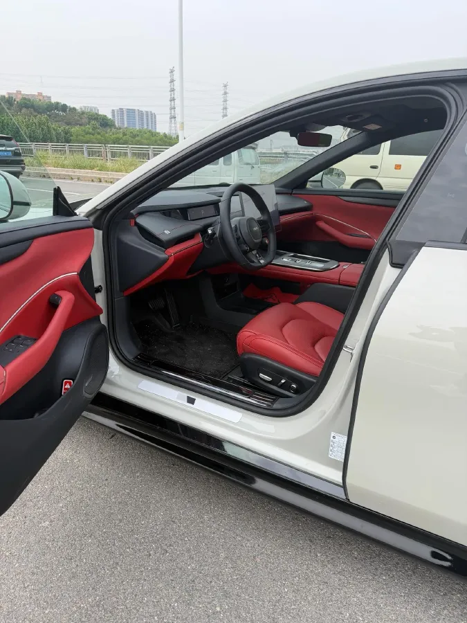 2024 MI SU7 BEV 73.6KWH,autocango,china used car exporter,china ev exporter,chinese used car exporter,chinese used ev exporter