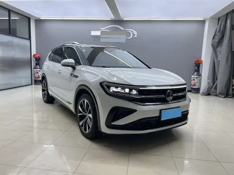 2021 Volkswagen Talagon 2.0T 220HP L4 7DCT,autocango,china used car exporter,china ev exporter,chinese used car exporter,chinese used ev exporter