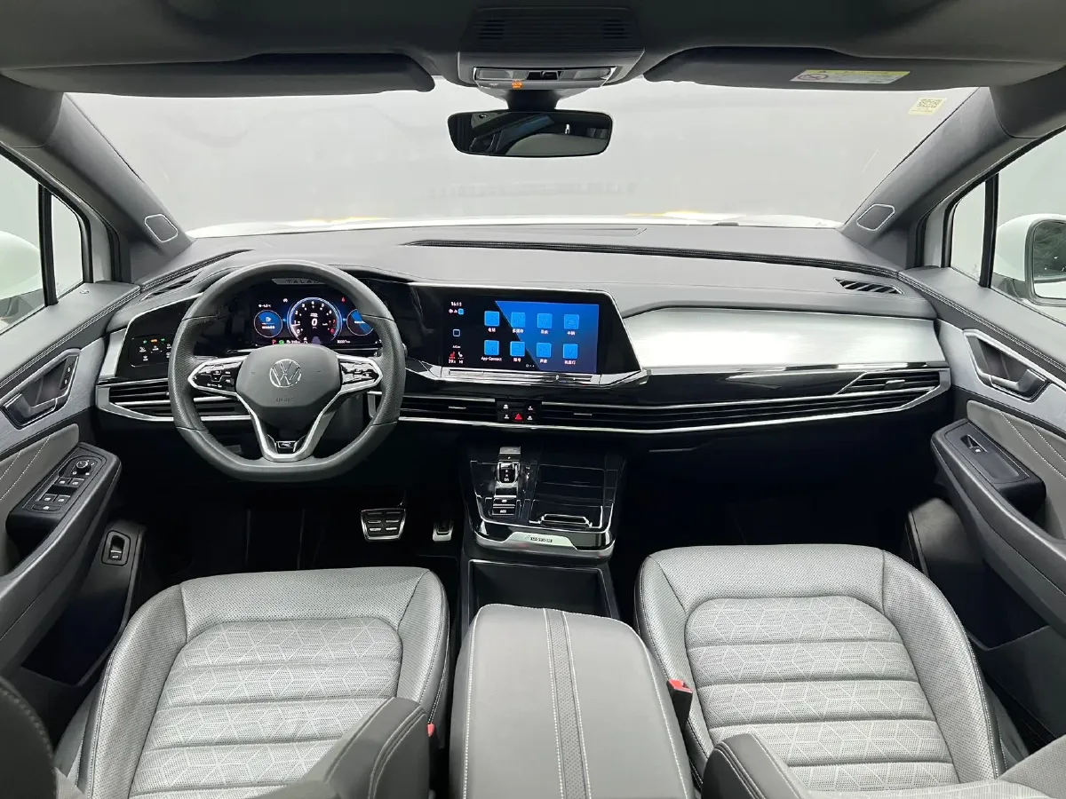 2021 Volkswagen Talagon 2.0T 220HP L4 7DCT,autocango,china used car exporter,china ev exporter,chinese used car exporter,chinese used ev exporter