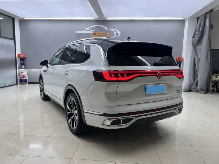 2021 Volkswagen Talagon 2.0T 220HP L4 7DCT,autocango,china used car exporter,china ev exporter,chinese used car exporter,chinese used ev exporter