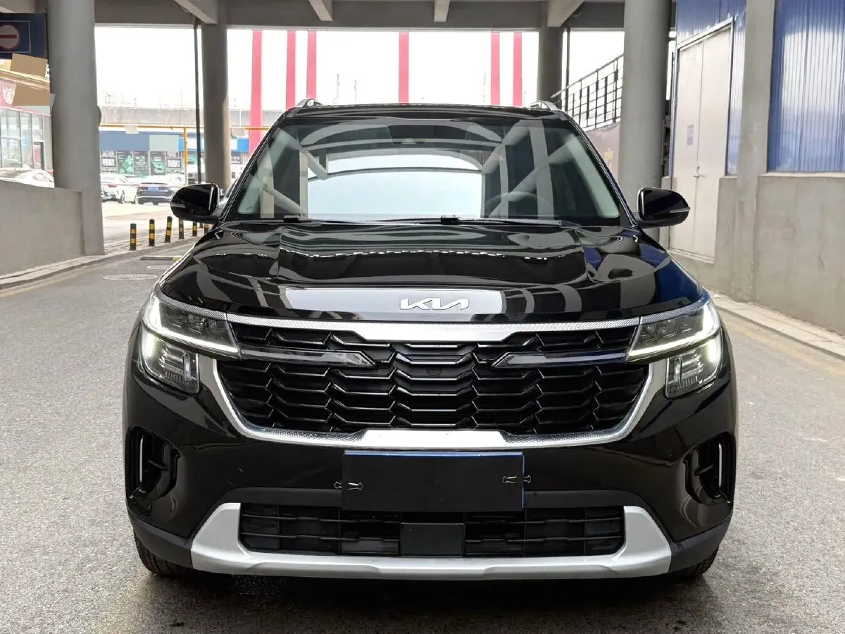 2023 Kia Seltos 1.5L 115HP L4 CVT,autocango,china used car exporter,china ev exporter,chinese used car exporter,chinese used ev exporter