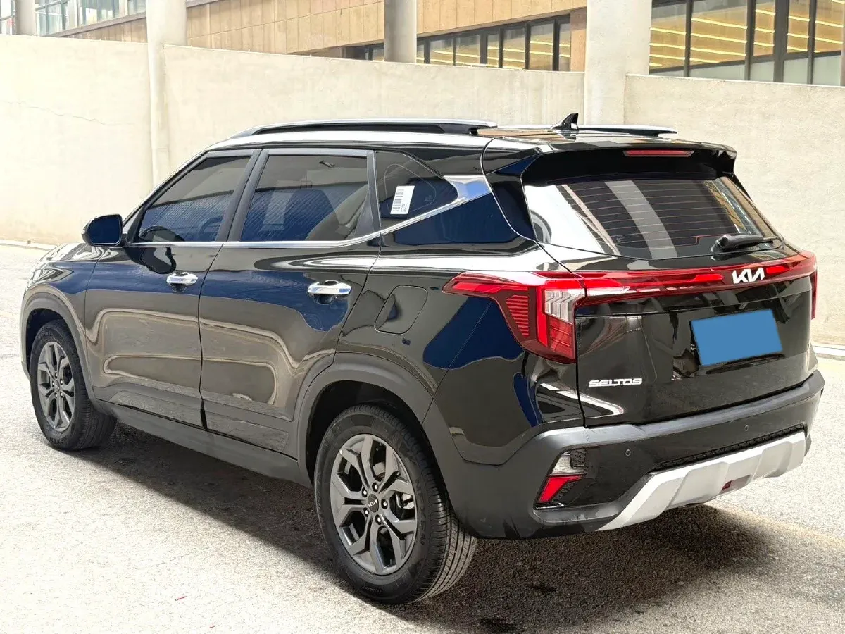 2023 Kia Seltos 1.5L 115HP L4 CVT,autocango,china used car exporter,china ev exporter,chinese used car exporter,chinese used ev exporter