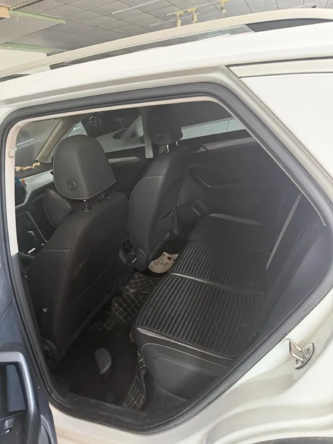 2022 Volkswagen T-Roc 1.4T 150HP L4 7DCT,autocango,china used car exporter,china ev exporter,chinese used car exporter,chinese used ev exporter